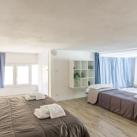 Casa Loft Alighieri Centro Daire *